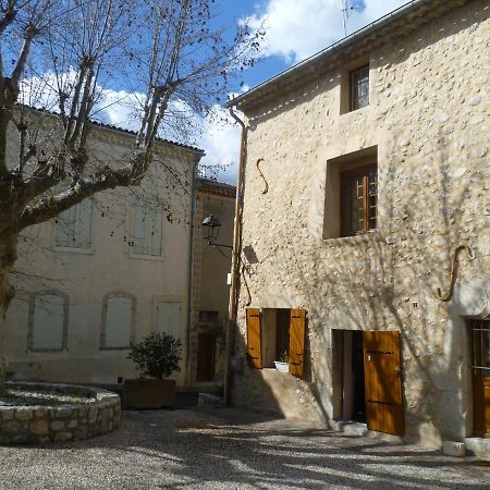 Une Maison Dans Le Village Ribiers المظهر الخارجي الصورة