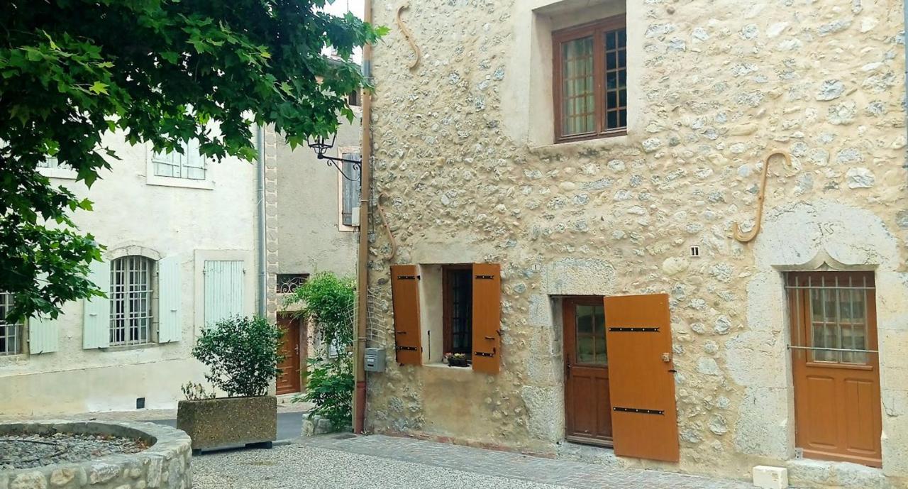Une Maison Dans Le Village Ribiers المظهر الخارجي الصورة